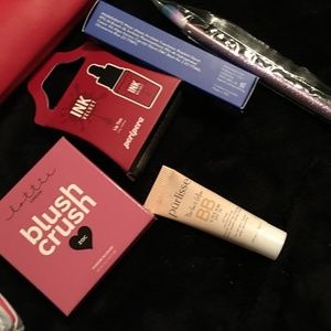 Ipsy make-up bags, with never used makeup (NEW)